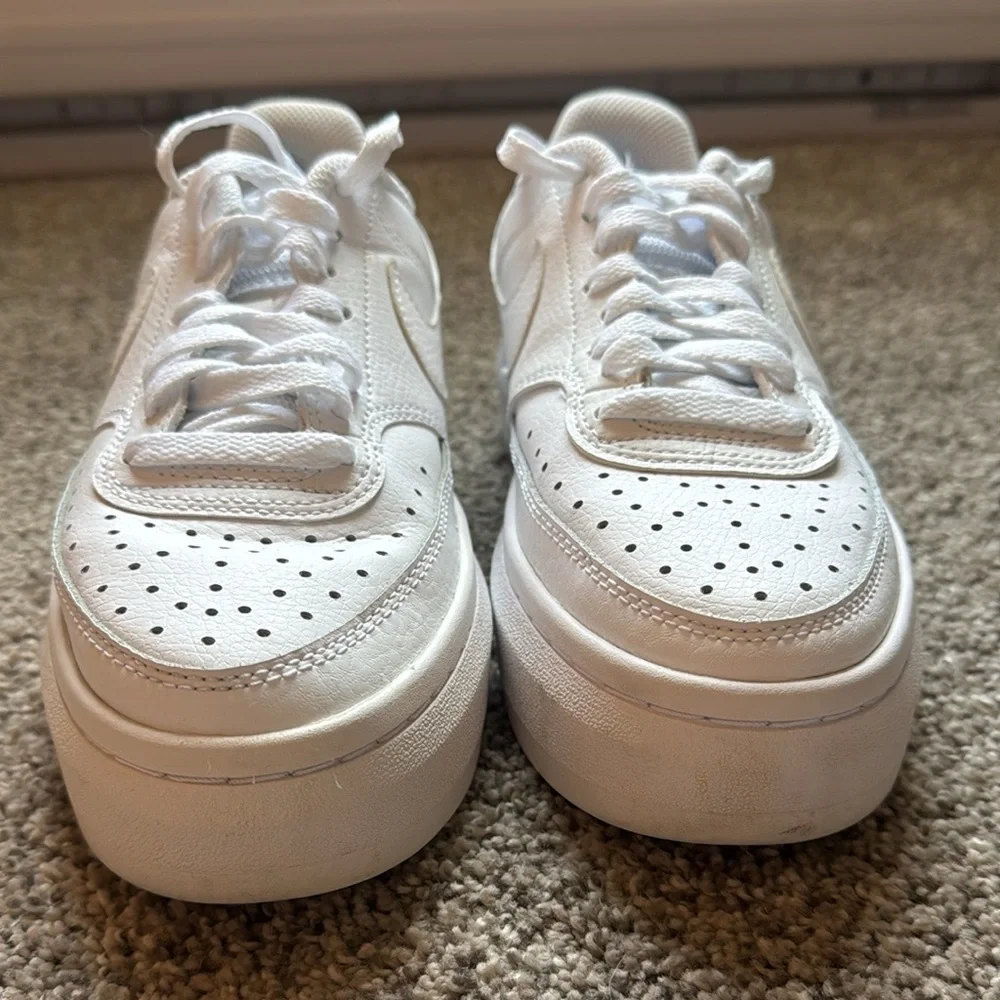Nike White Women's Sneakers